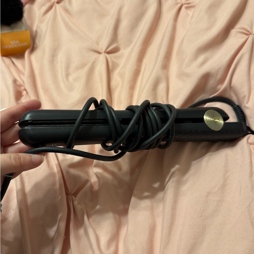 HSI Professional Black Hair Straightener